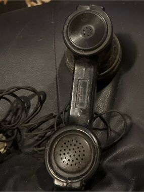 🍓 Vintage Black Telephone Handset – Classic Corded Receiver 🍓